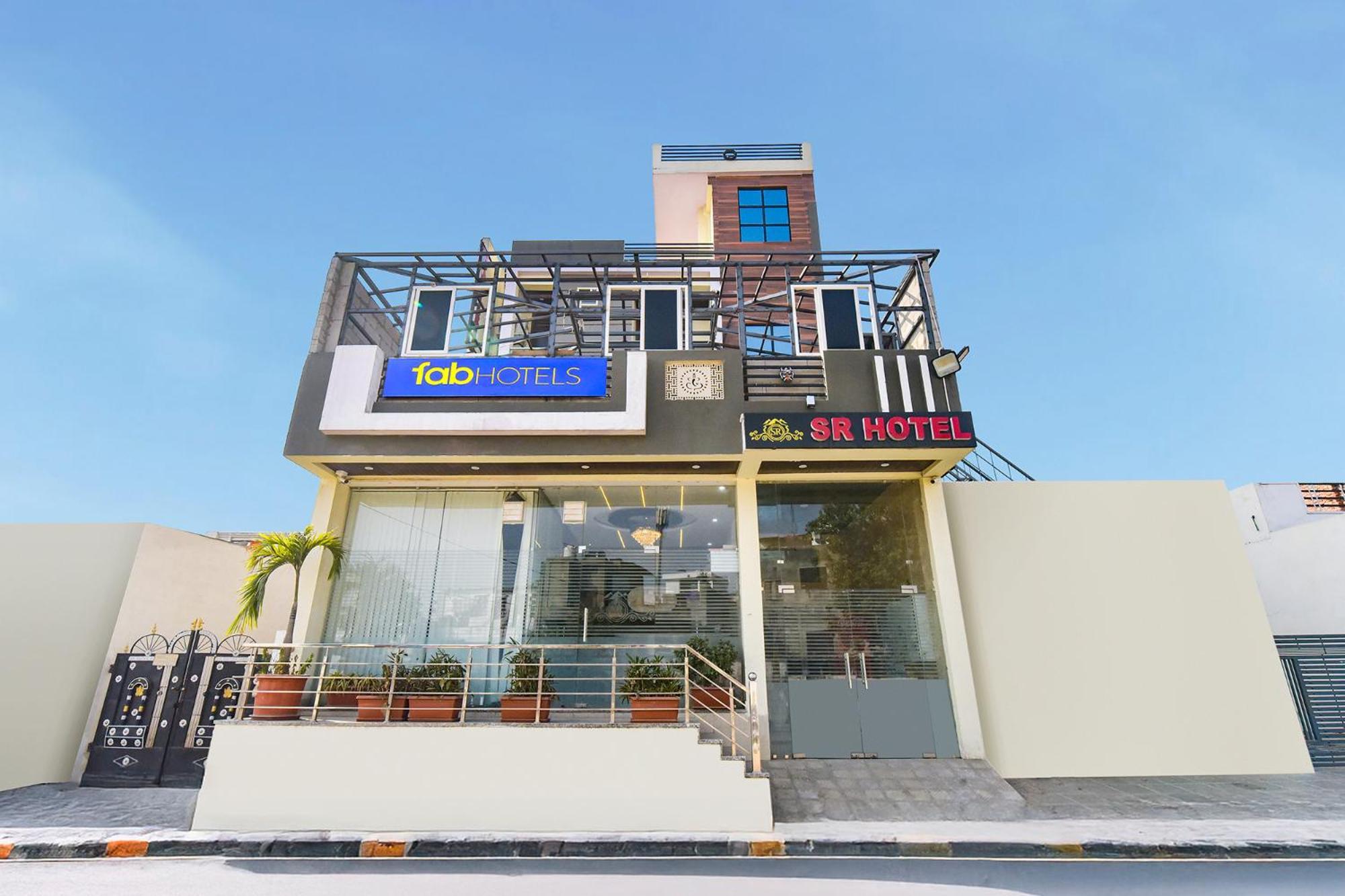 Fabhotel Sr ชัยปุระ ภายนอก รูปภาพ
